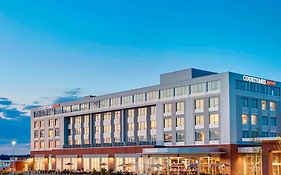 Courtyard By Marriott Erie Bayfront