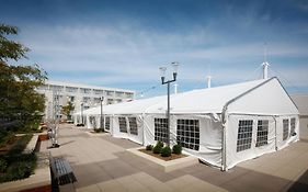 Courtyard By Marriott Erie Bayfront